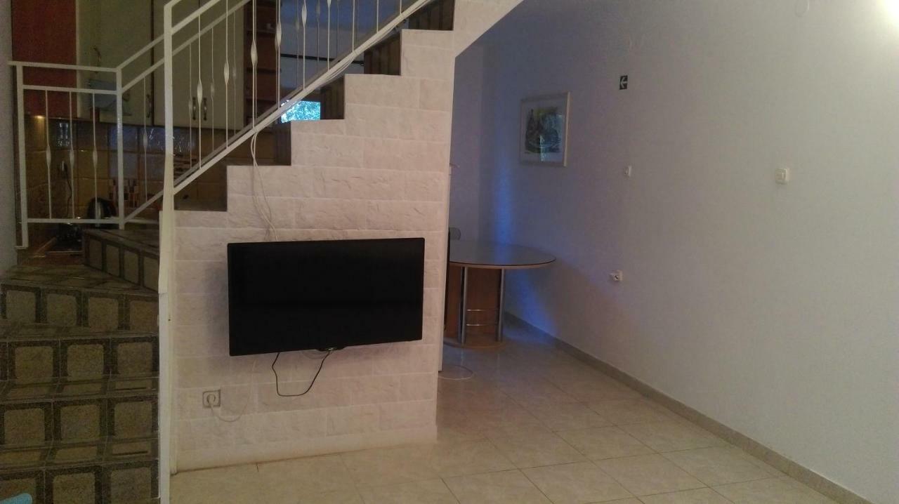 Apartman Restovic بول المظهر الخارجي الصورة