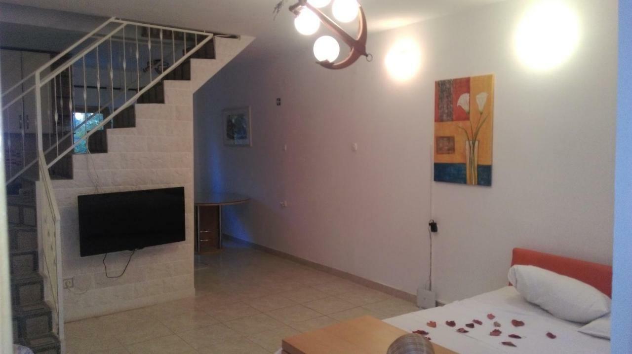 Apartman Restovic بول المظهر الخارجي الصورة